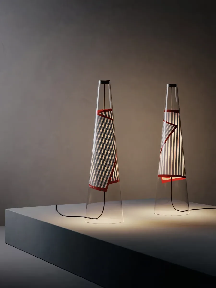Cono di Luce Table