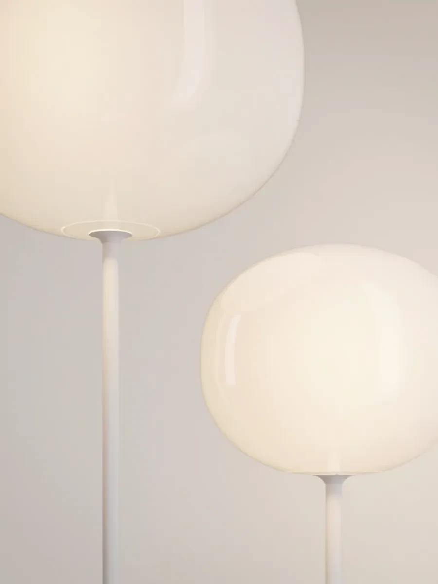 Volum Lampadaire