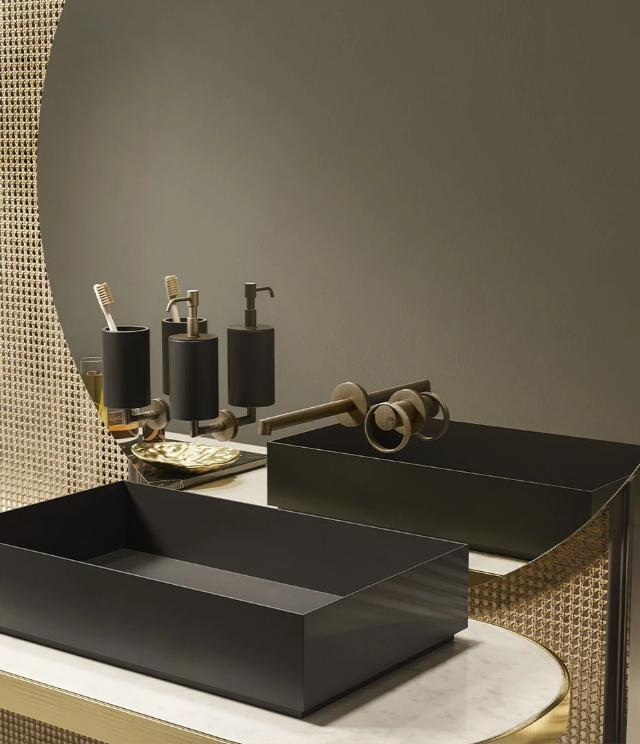 Colonne et set de douche Anello