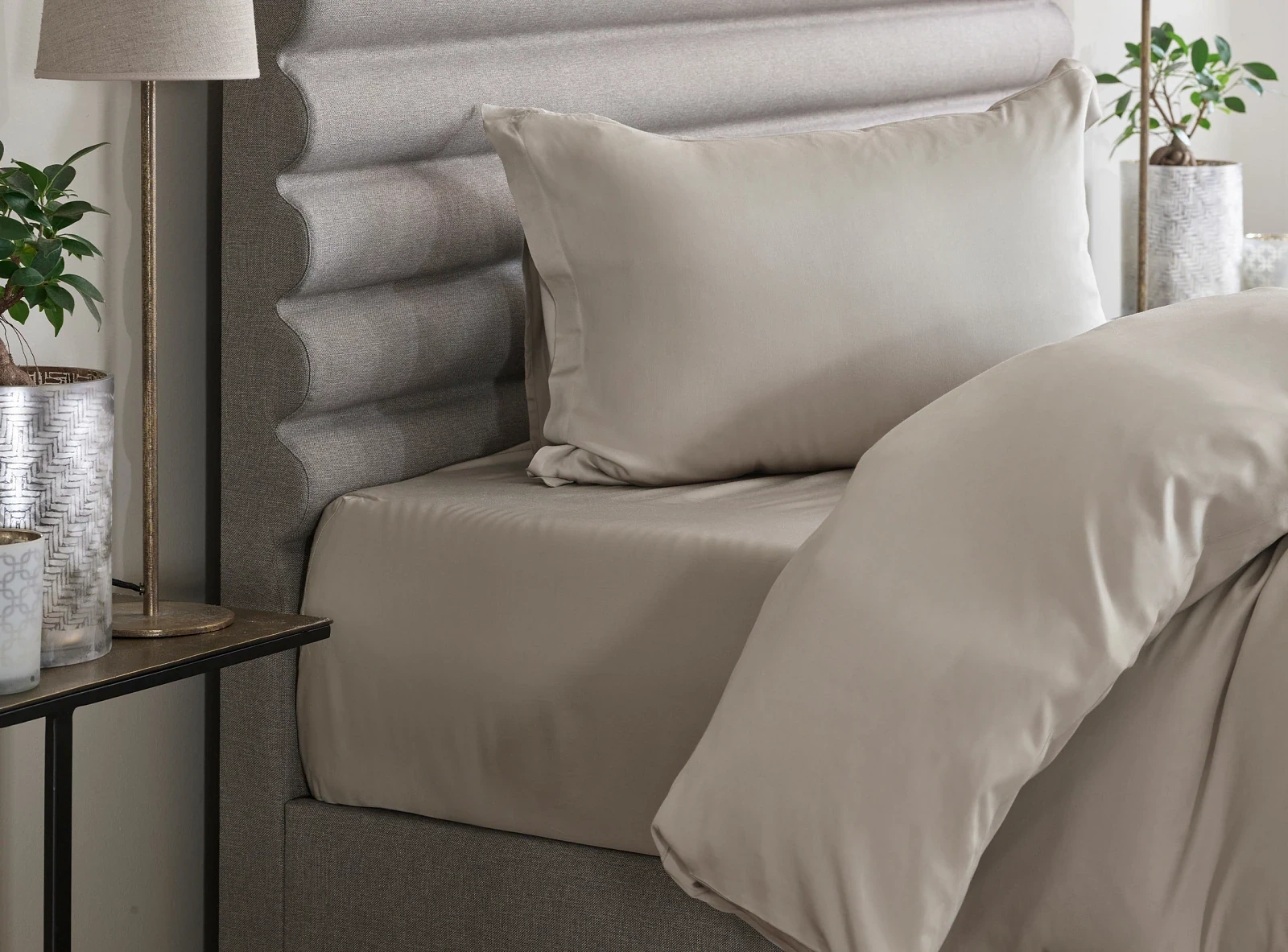 Drap-housse en satin de coton Home by TEMPUR Luxe