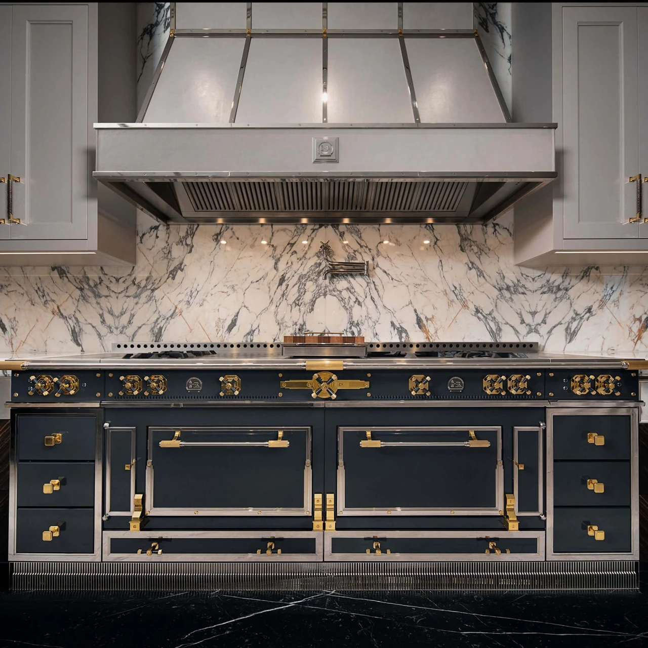 Piano La Cornue Château Suprême — Collaboration Ferris Rafauli