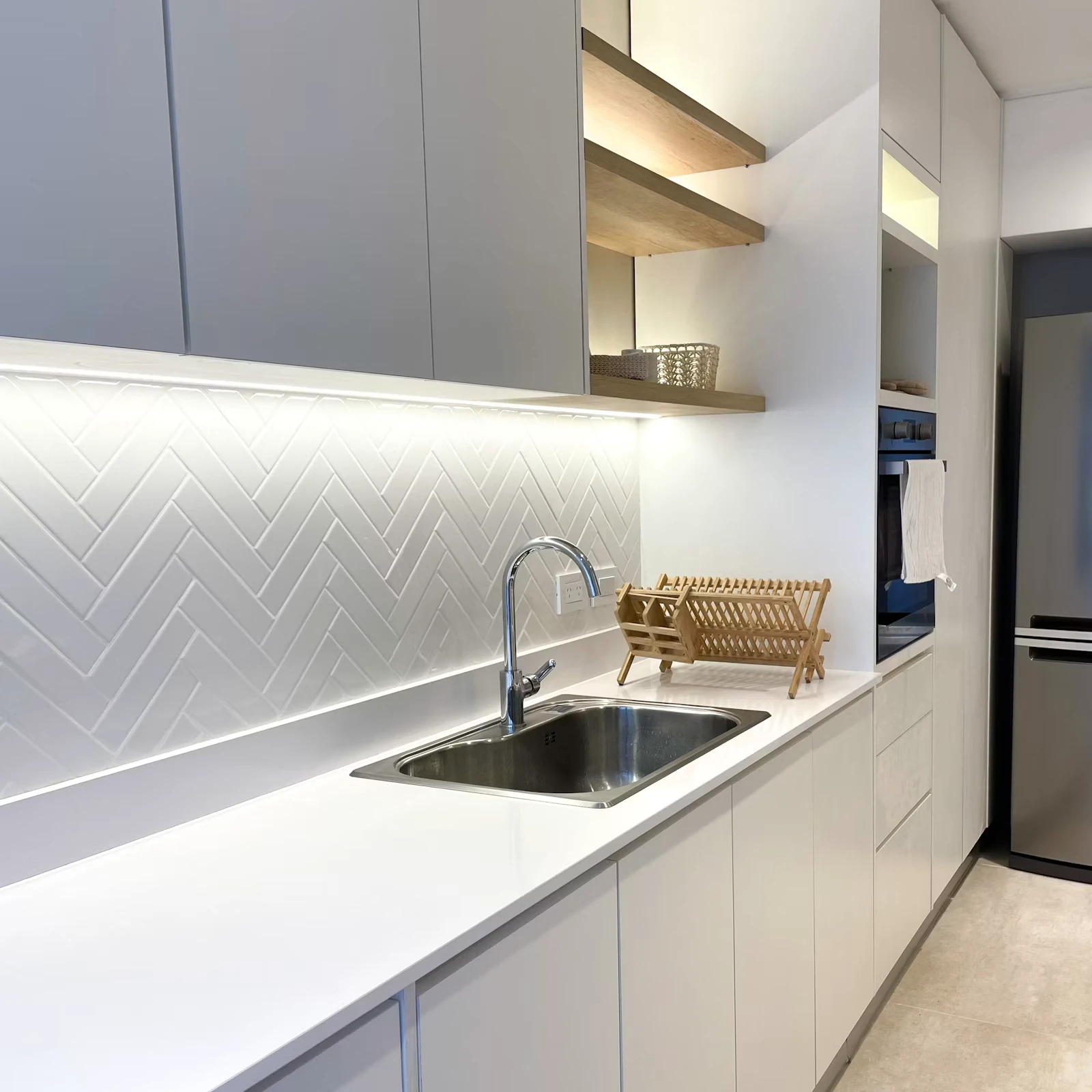 Silestone White Zeus