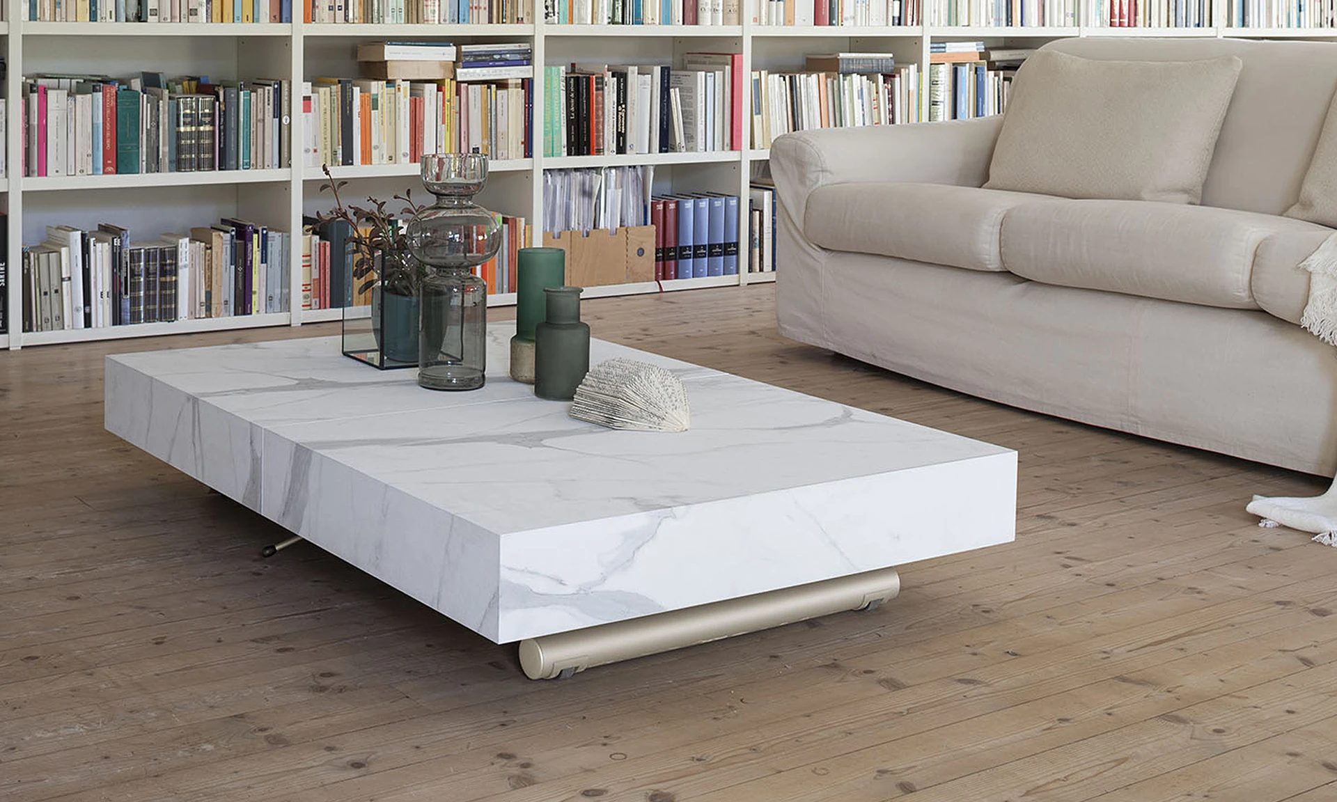 Mythe - Table relevable