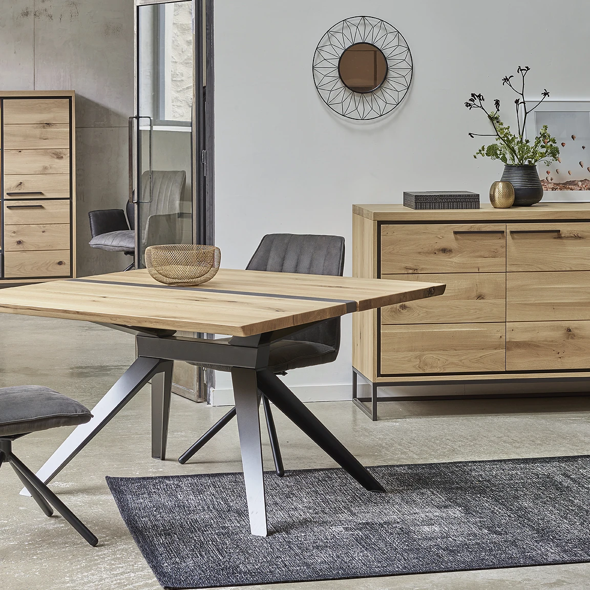 Nubie - Table carrée