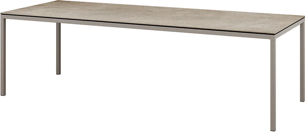 Aresta - Table de repas