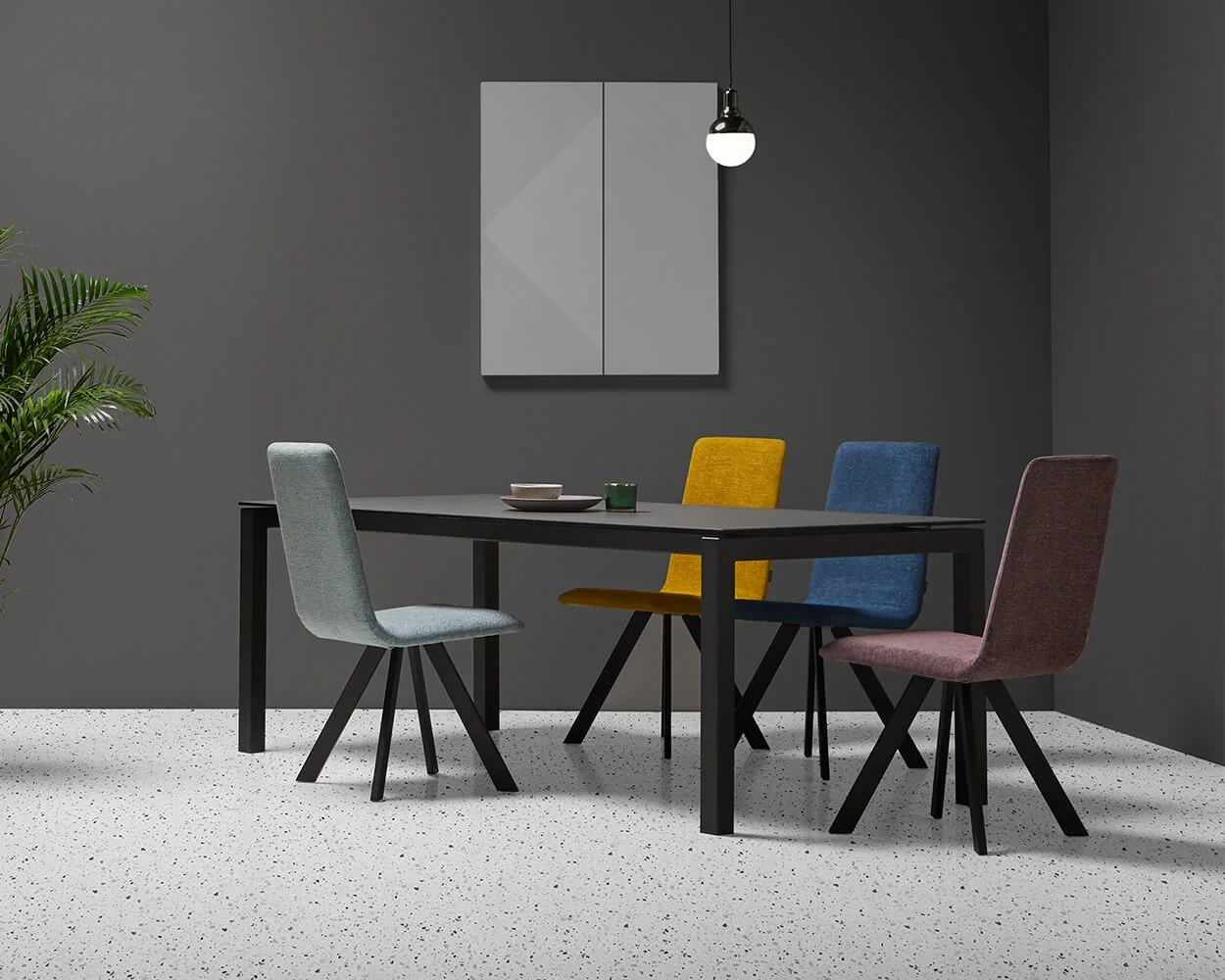 Julia - Table de repas
