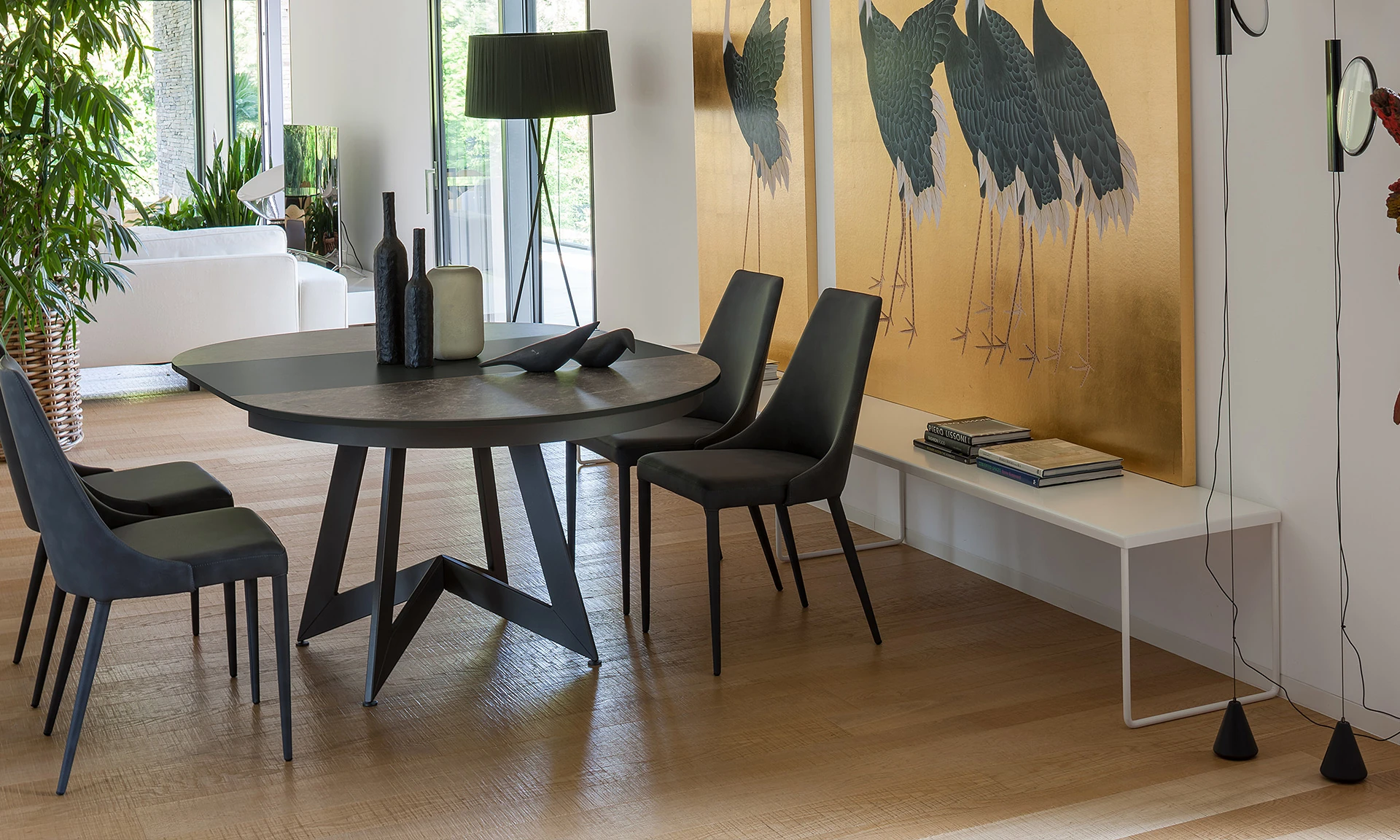 Saturne - Table de repas plateau rond