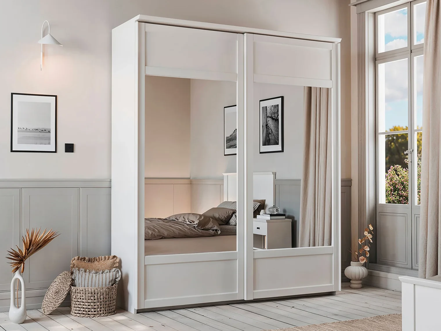 Celio Beaumont - Armoire à portes coulissantes