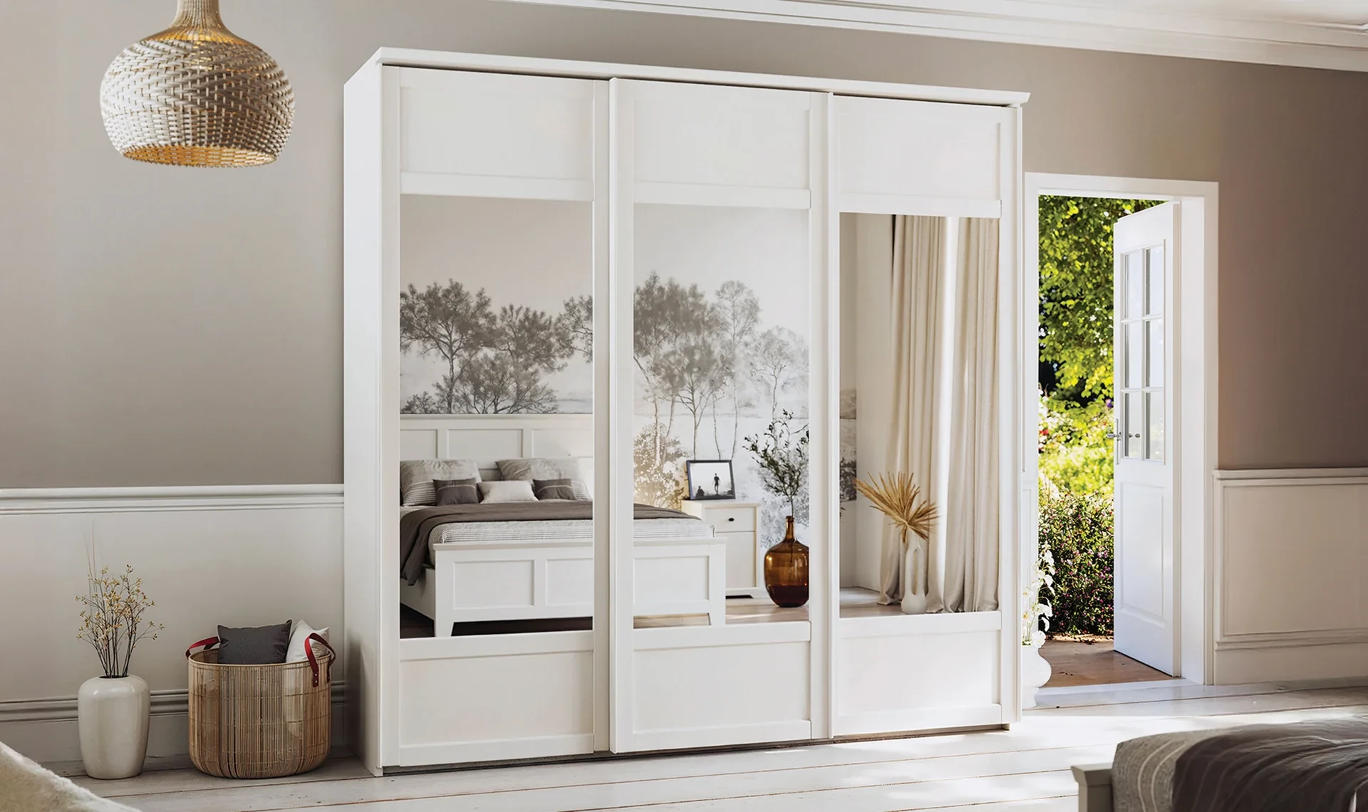Celio Beaumont - Armoire à portes coulissantes