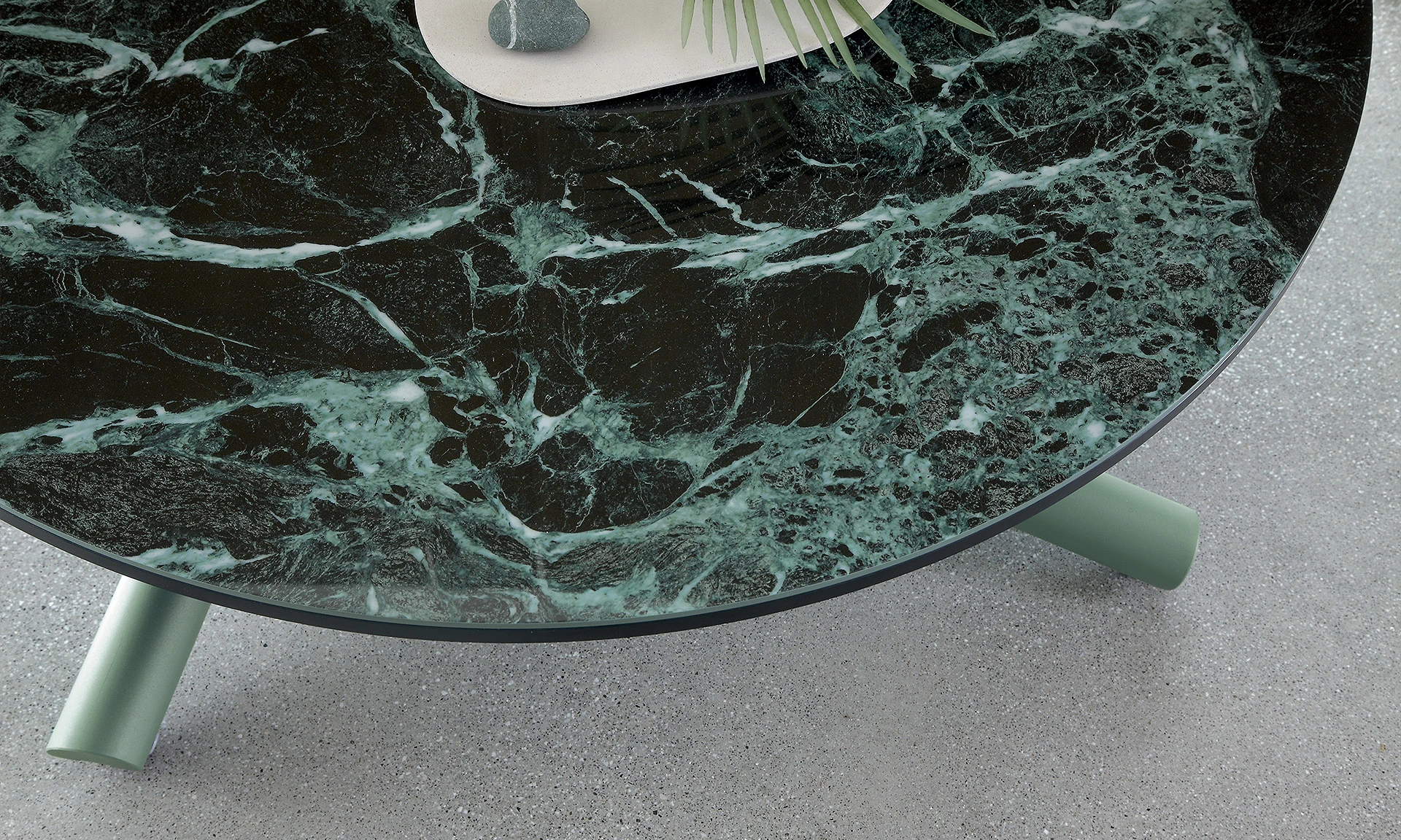 Titan - Table de repas relevable